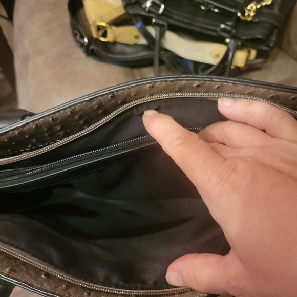 Bueno Ostrich bag - Picture 3 of 9